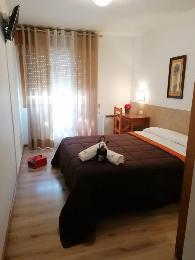 Pension Santa Clara A Coruña Buitenkant foto