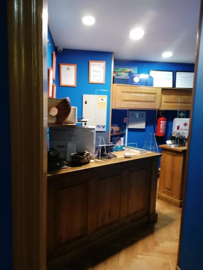 Pension Santa Clara A Coruña Buitenkant foto