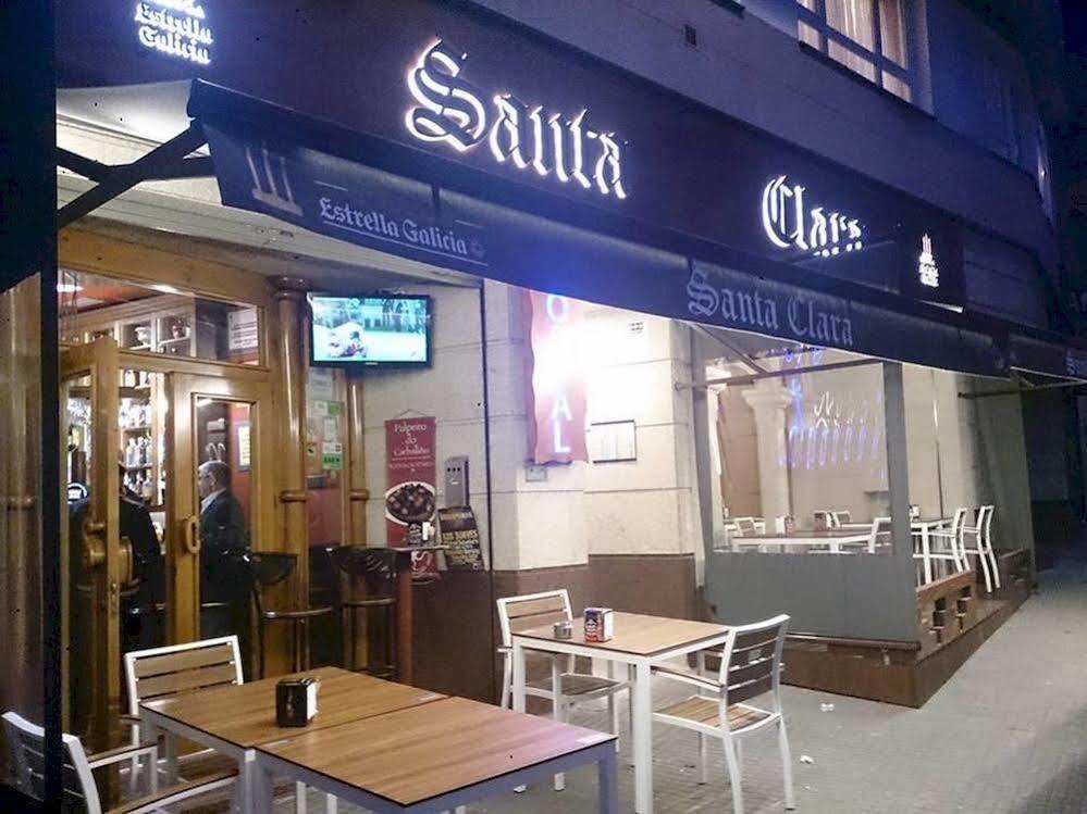 Pension Santa Clara A Coruña Buitenkant foto