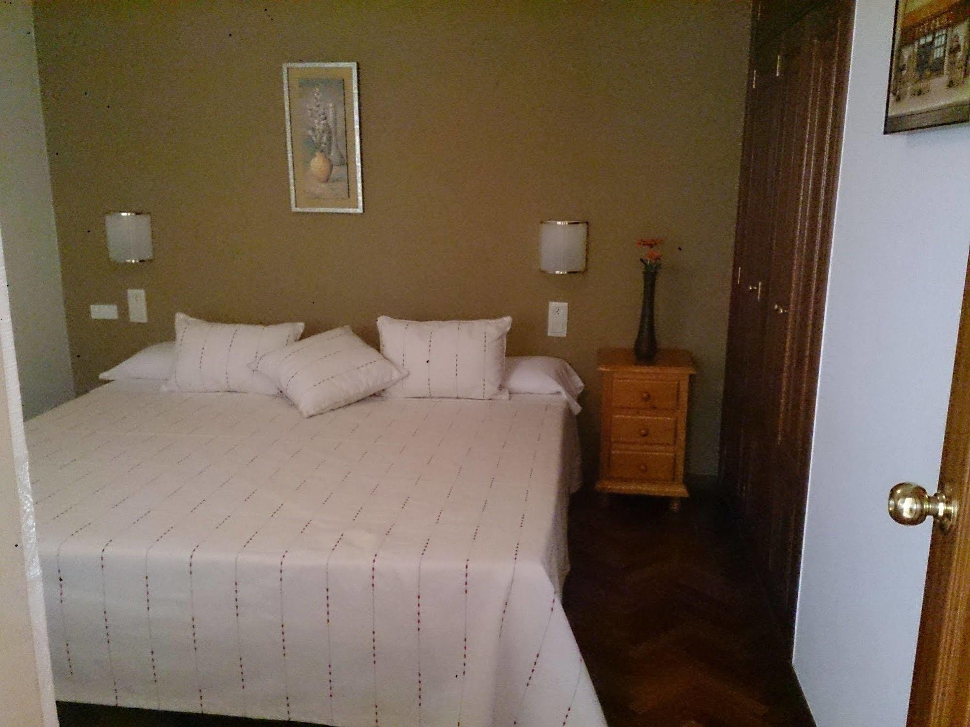 Pension Santa Clara A Coruña Buitenkant foto